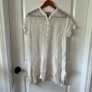 Johnny Was White/Ivory Embroidered Tunic Blouse